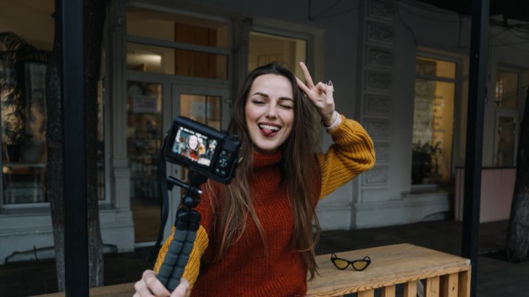 Czym różni się UGC creator od&nbsp;influencera?